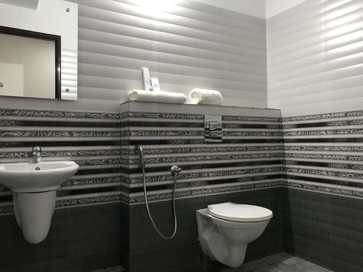 Highland Bristo Otel Kalpatta Dış mekan fotoğraf